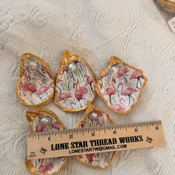 Handade Decoupage Oyster Shell Trinket Dish Pink Flamingos - Picture 9 of 10